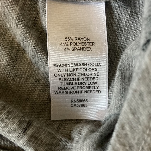 3 for $12 Bundle sale! Zella tie-back tee XL - Picture 4 of 4